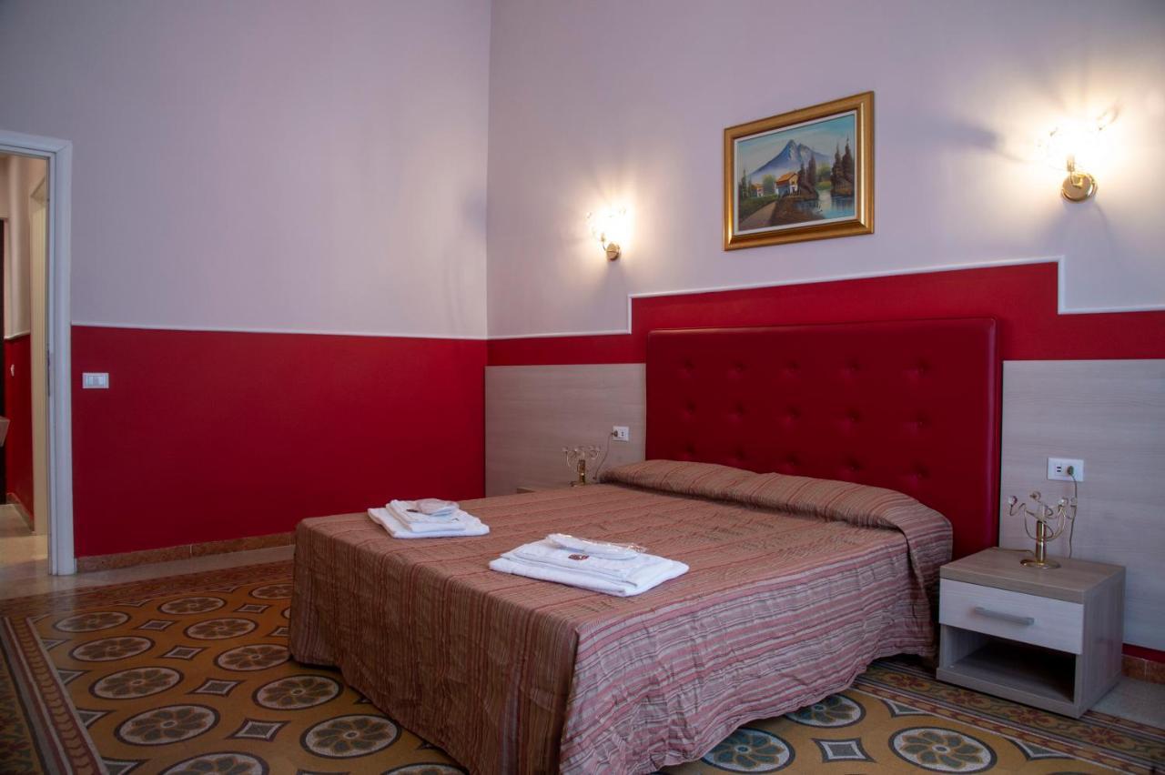 Domus Napoleone Otel Roma Dış mekan fotoğraf
