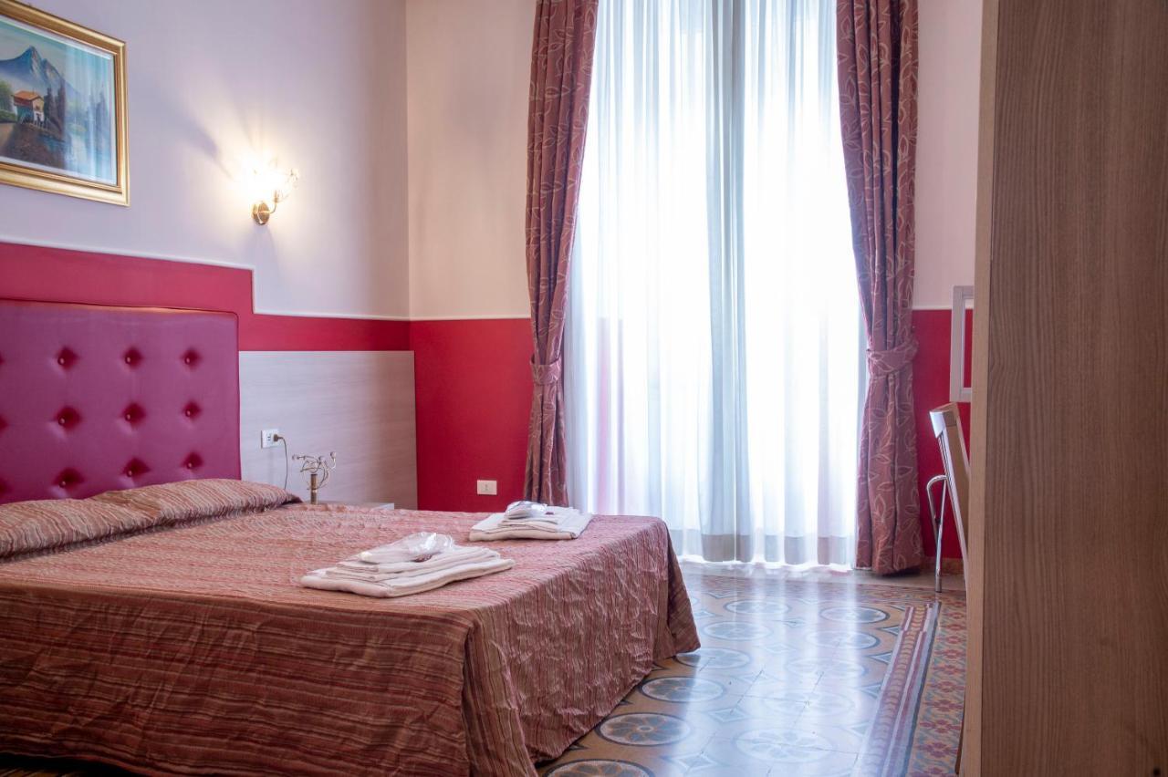 Domus Napoleone Otel Roma Dış mekan fotoğraf